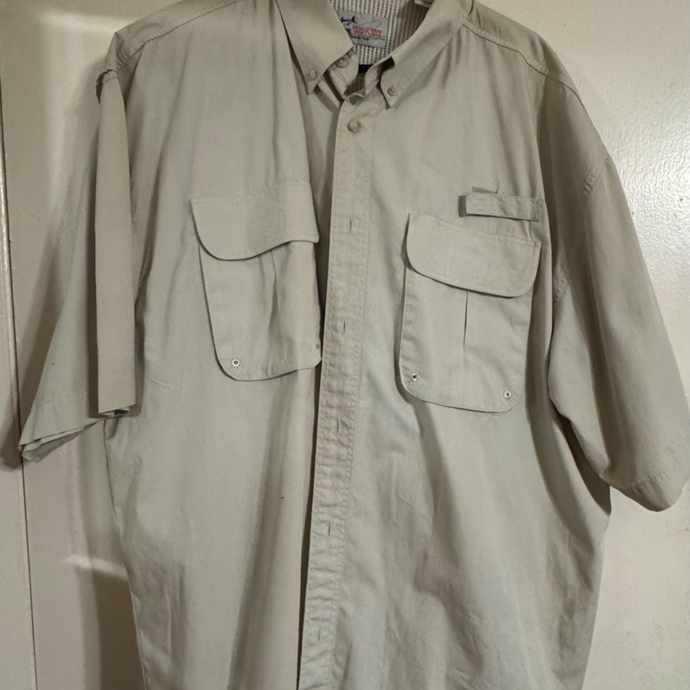 World Wide Sportsman Beige Short Sleeve Shirt